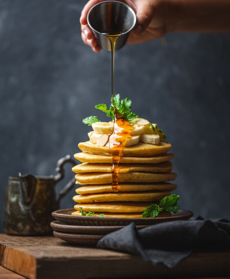 Pancakes gryczane z syropem klonowym