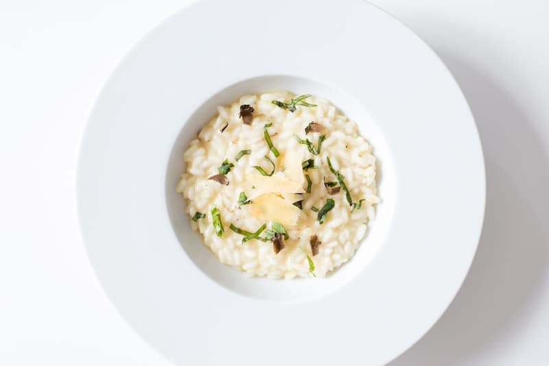 Risotto z boczniakami, kurczakiem i szpinakiem